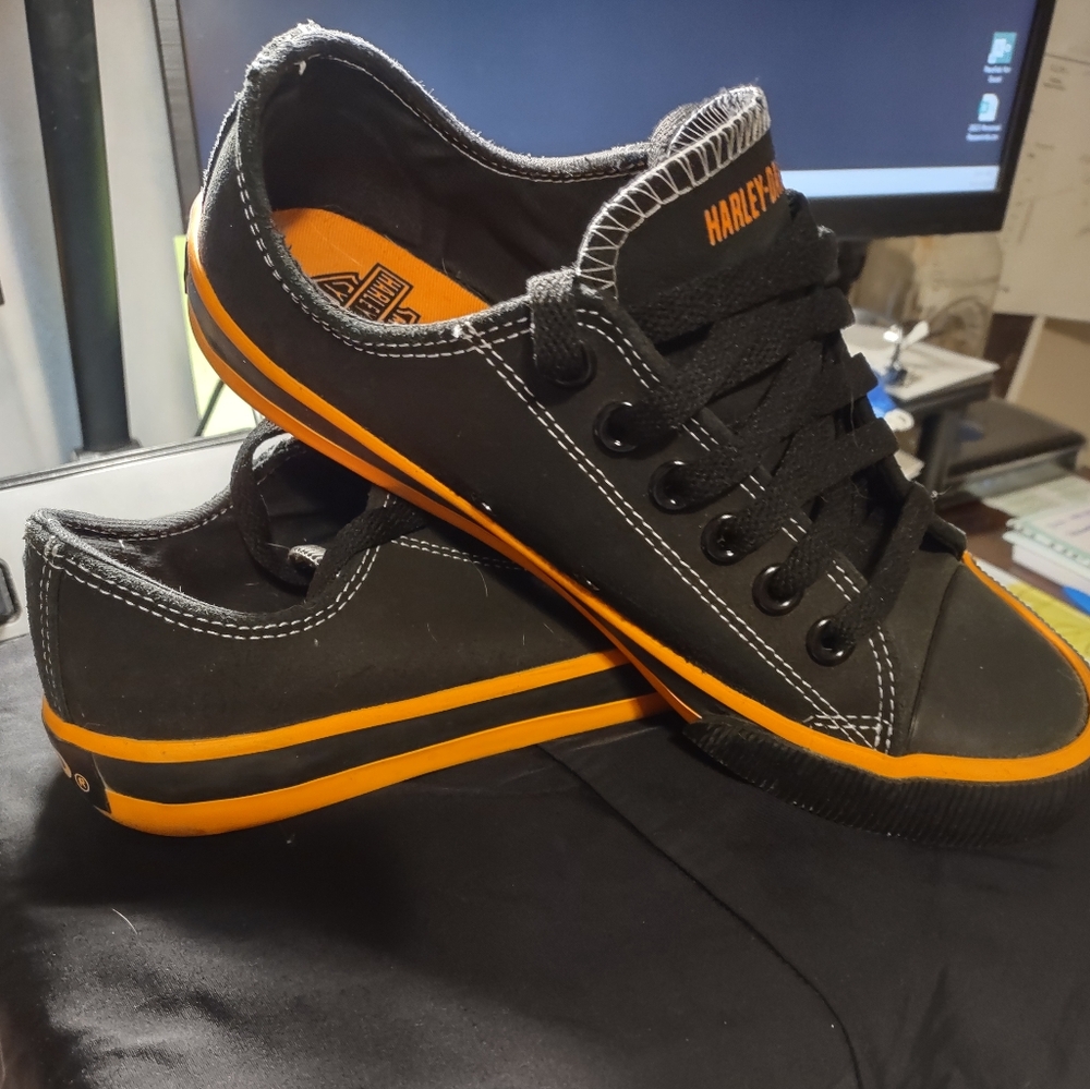 Harley-Davidson tennis shoes size 8